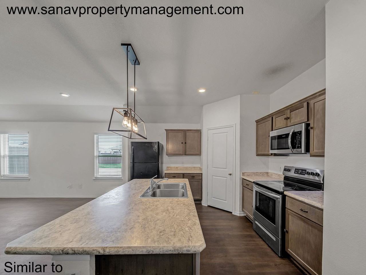 400 Wilson Way - Photo 7 of 37