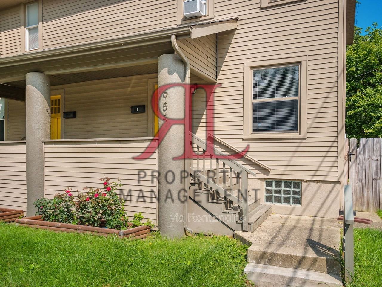 954 Stanley Ave - Photo 2 of 46