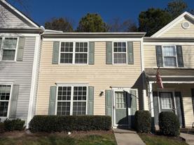 504 Canyon Lake Cir - Photo 1 of 1