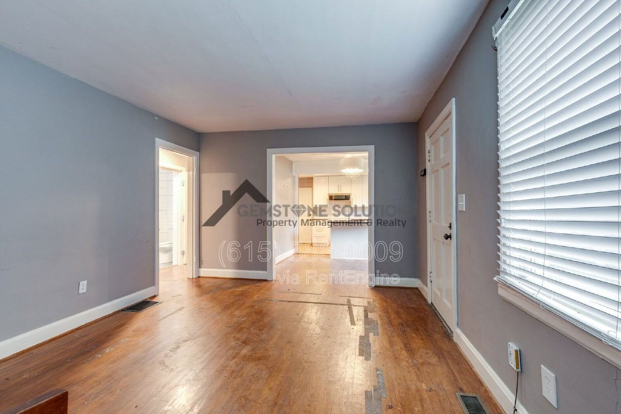 2930 Primrose Cir - Photo 5 of 50