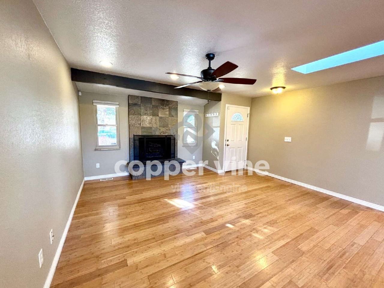 13145 Hazel Ct - Photo 2 of 25