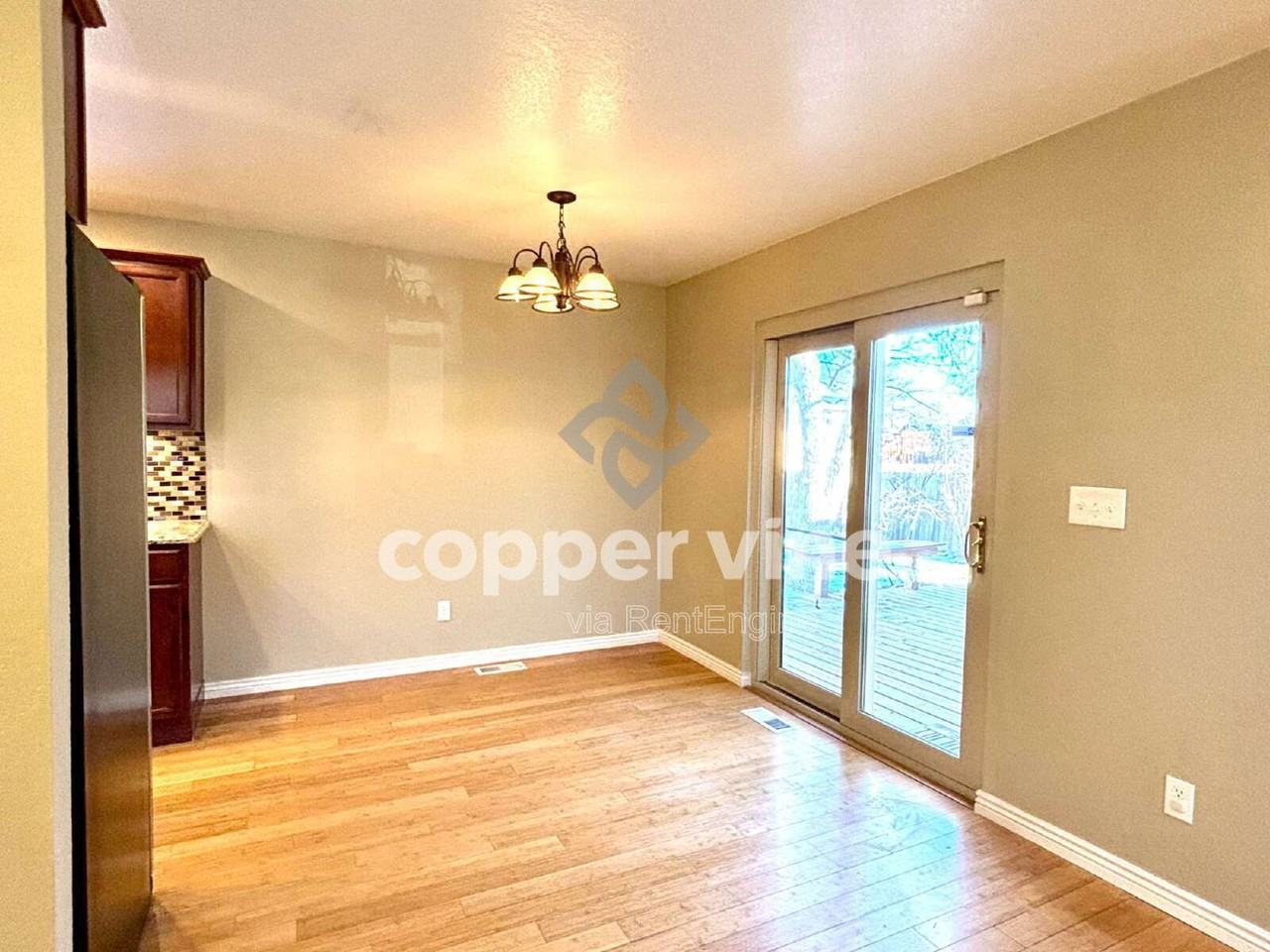 13145 Hazel Ct - Photo 5 of 25