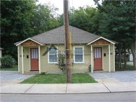405 Granbury St - Photo 1 of 1