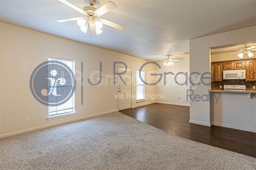 10009 Amber Cir - Photo 5 of 13