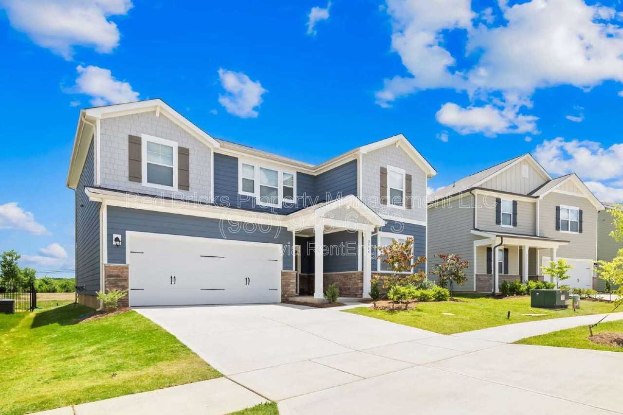 2160 Blue Sky Meadows Dr - Photo 2 of 30