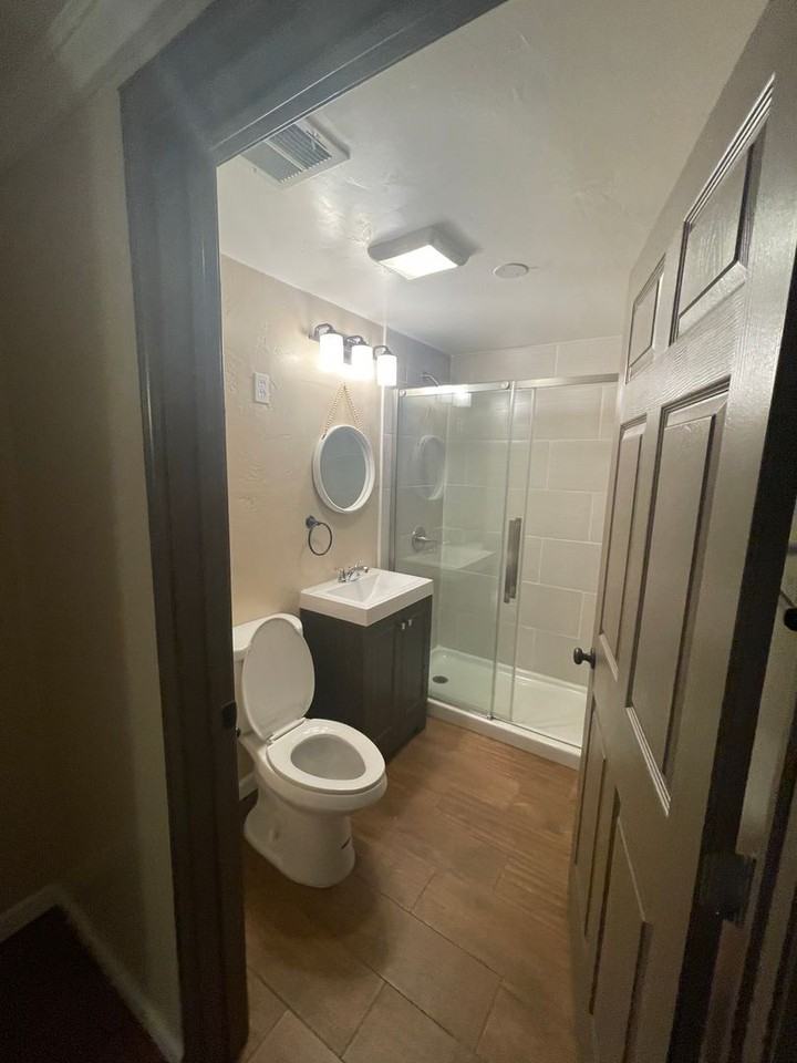 1880 S Espina St - Photo 6 of 8