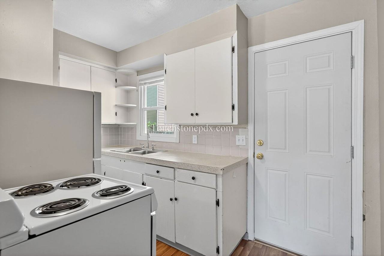 7349 Se Evergreen St - Photo 7 of 32