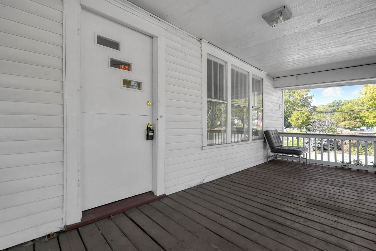 103 W Walnut St #1 - Photo 2 of 26