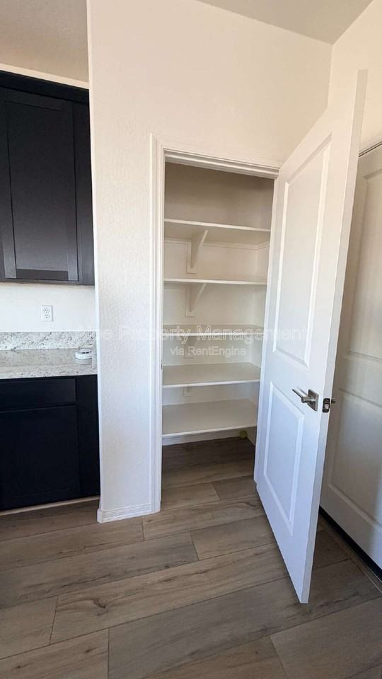 36658 W San Alvarez Ave - Photo 6 of 19