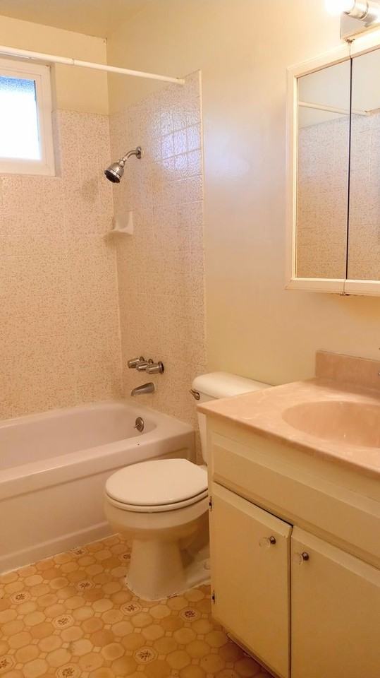 3072 Walgrove Way - Photo 5 of 20