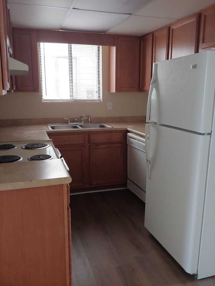 Holliday Drive - Photo 3 of 9