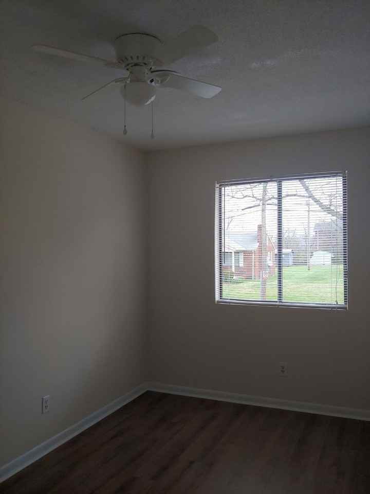 Holliday Drive - Photo 7 of 9