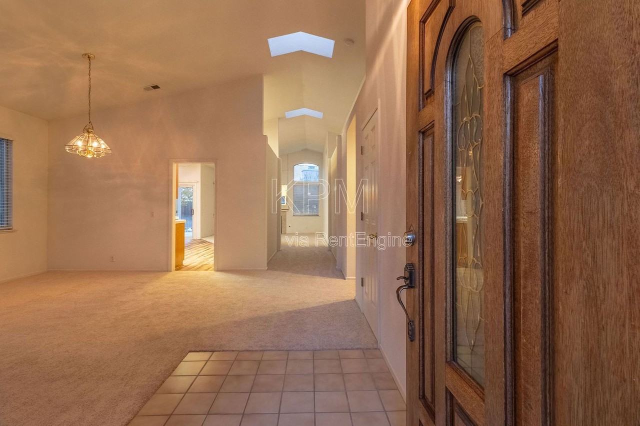 3441 Lava Bed Ct - Photo 2 of 31