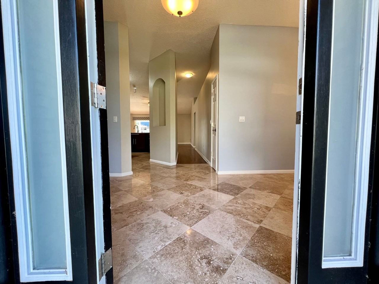 1585 E Windy Willow Dr - Photo 2 of 38