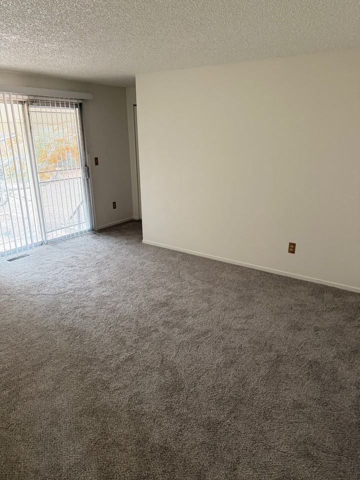 2706 Powder Dr - Photo 6 of 11