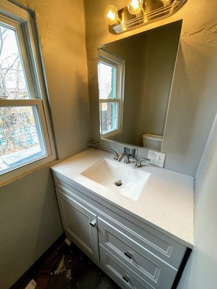 10 Edith Pl - Photo 3 of 13