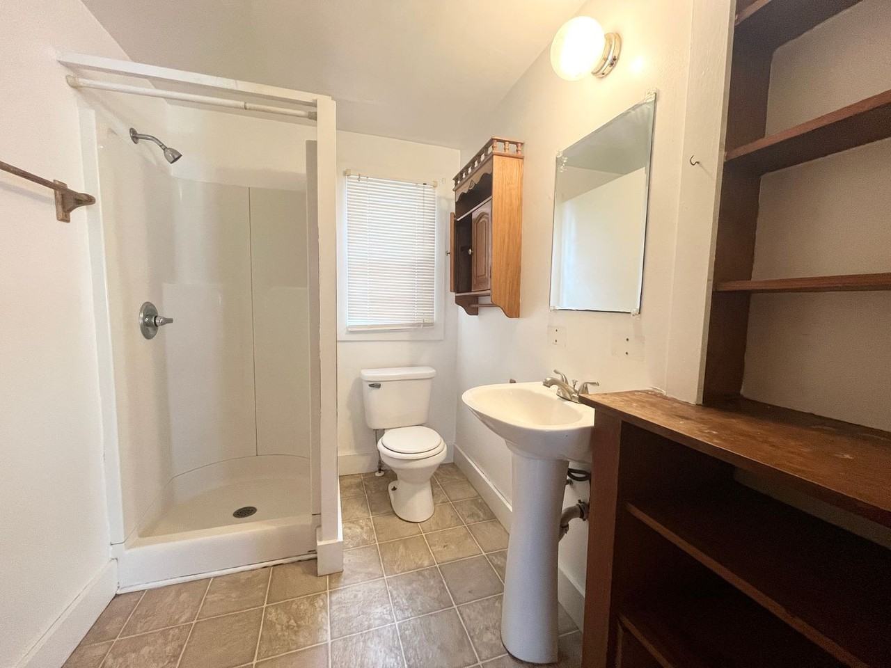 804A Maple St - Photo 7 of 9