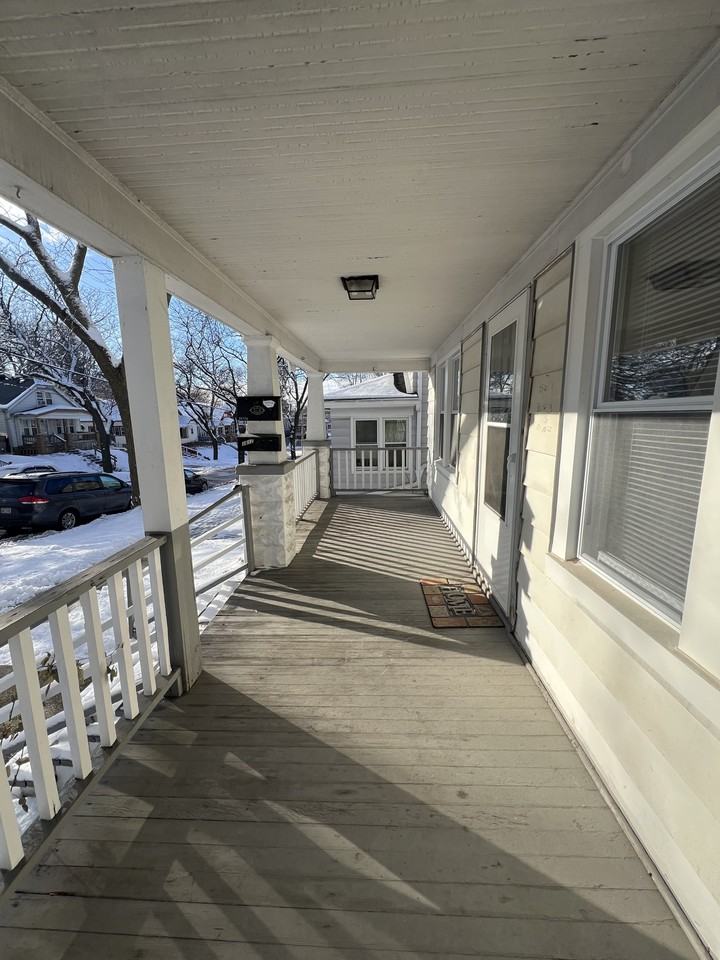 3812 W Mount Vernon Ave #3812 - Photo 4 of 10