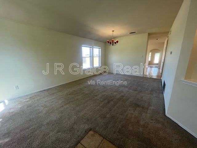 6401 Serena Ln - Photo 4 of 12