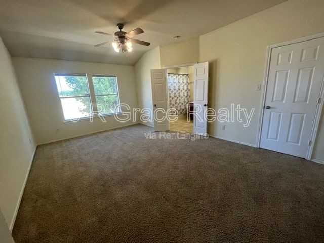 6401 Serena Ln - Photo 6 of 12