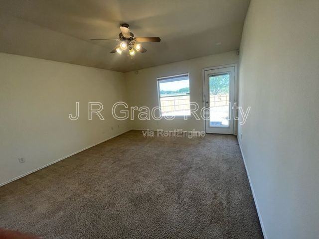 6401 Serena Ln - Photo 7 of 12