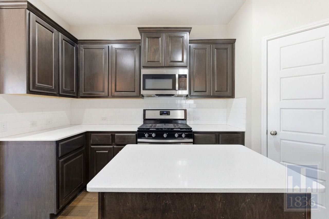 7800 Vista Mejor Dr - Photo 3 of 40