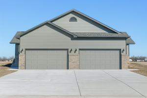 featured image of 2110/12 E Cedar Tree St