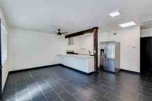 The Ivy - Photo 1 of 1