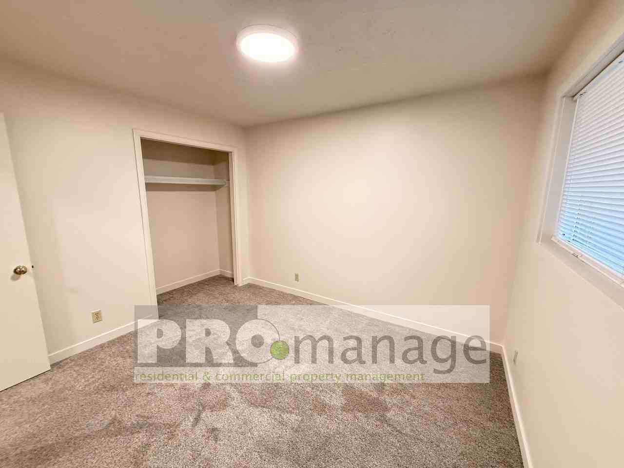 673 Cambridge Dr. - Photo 7 of 11