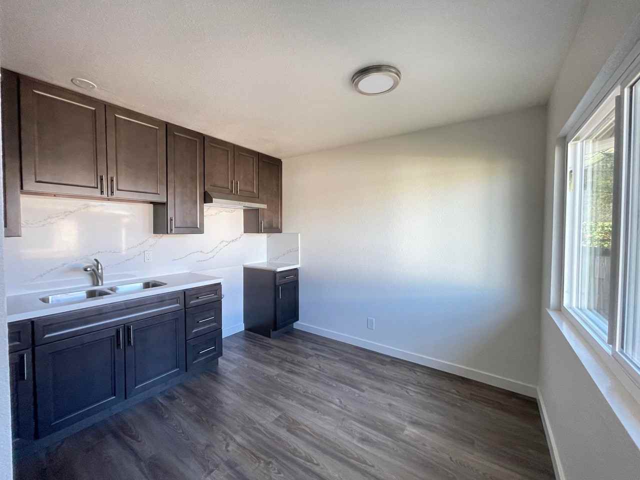 431 S G St - Photo 4 of 13