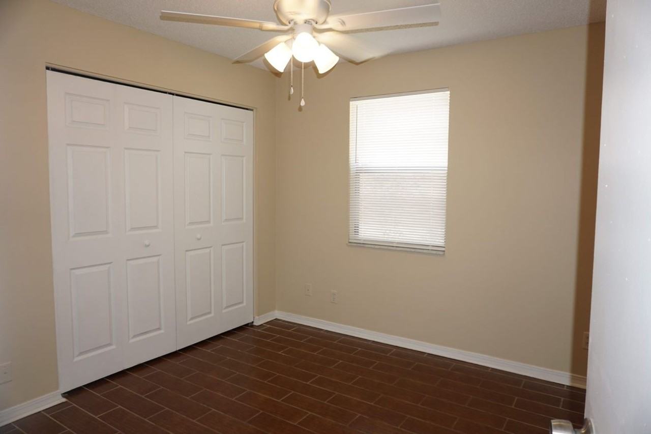 5151 118th St - Photo 4 of 15