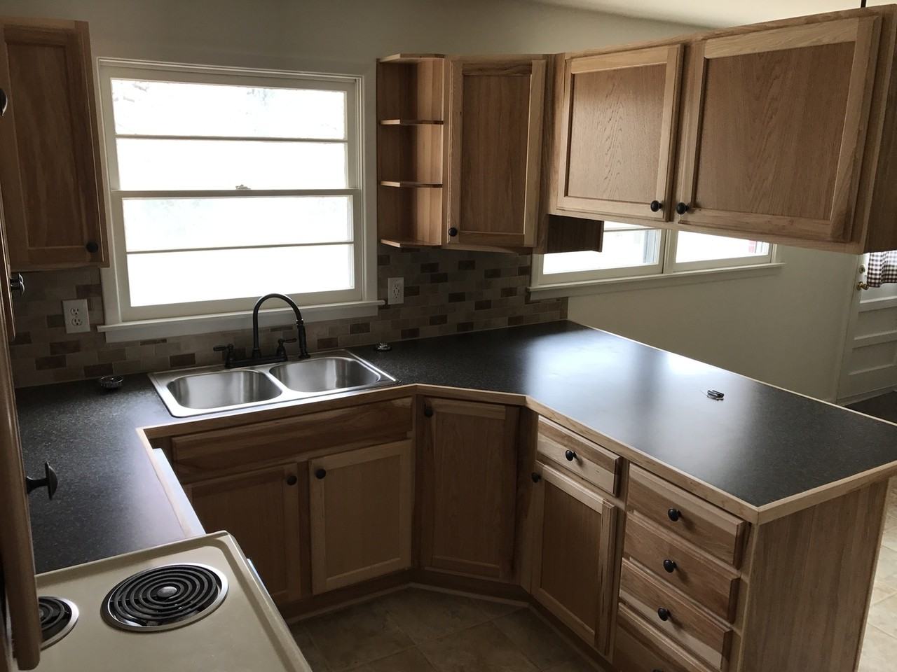 1728 Kenmar Dr - Photo 2 of 20