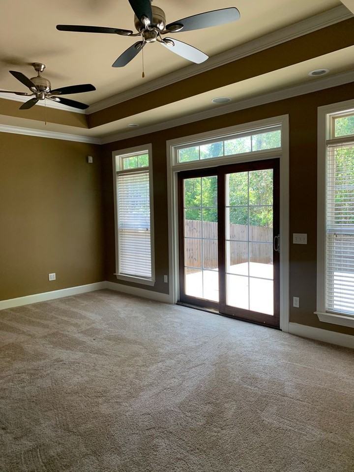 102 Valley Chase Dr - Photo 7 of 21