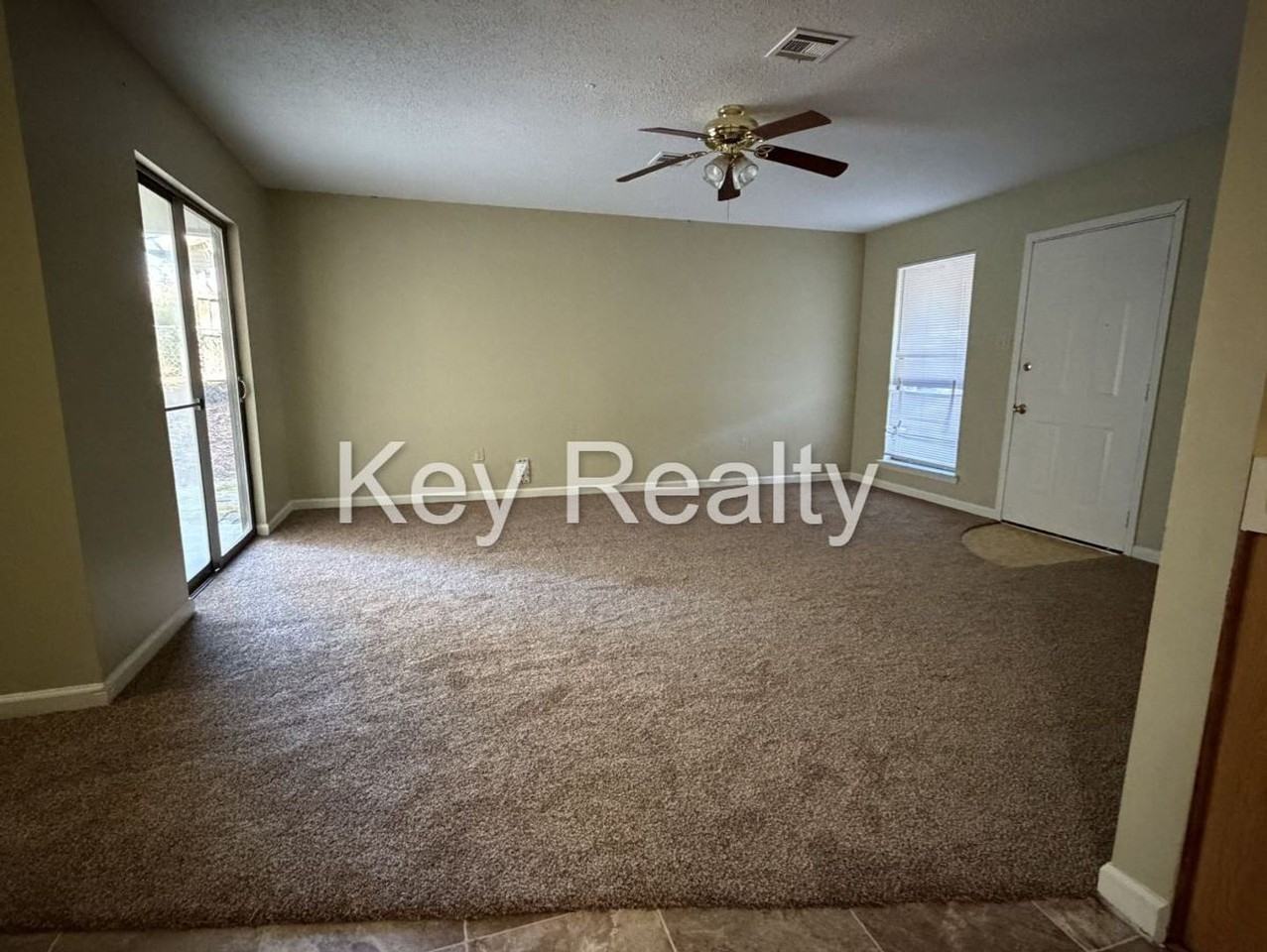 602B Gary K St - Photo 3 of 12