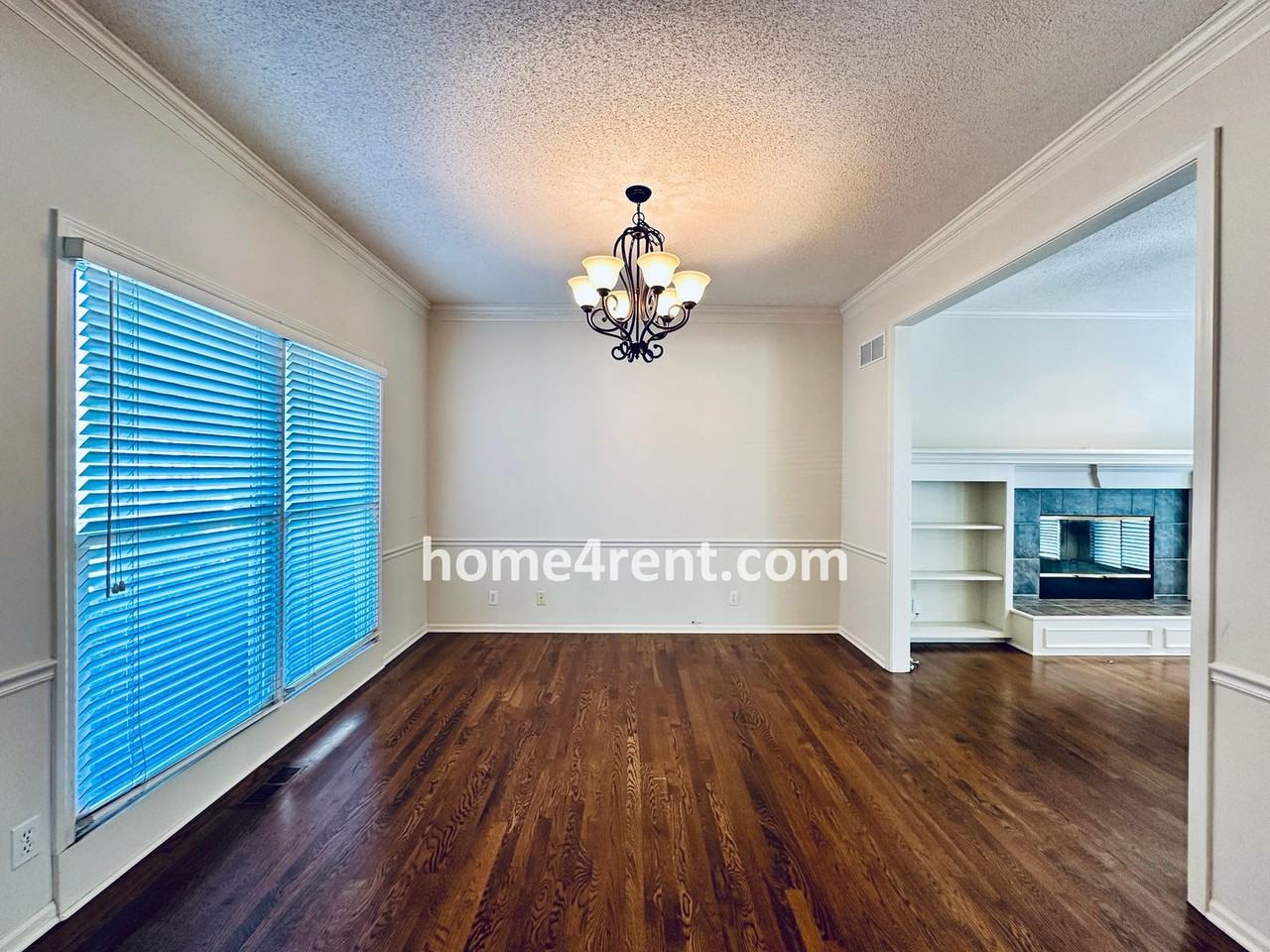 12709 Woodward St - Photo 6 of 50