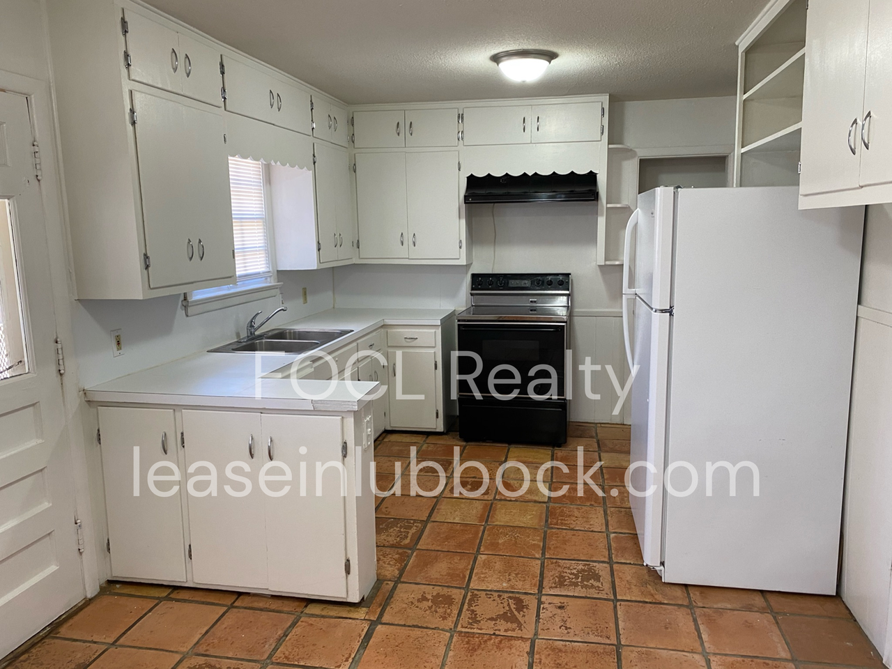 3708 24th St - Photo 4 of 10