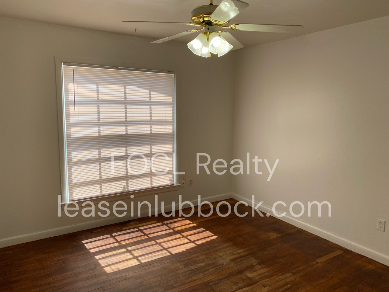 3708 24th St - Photo 7 of 10