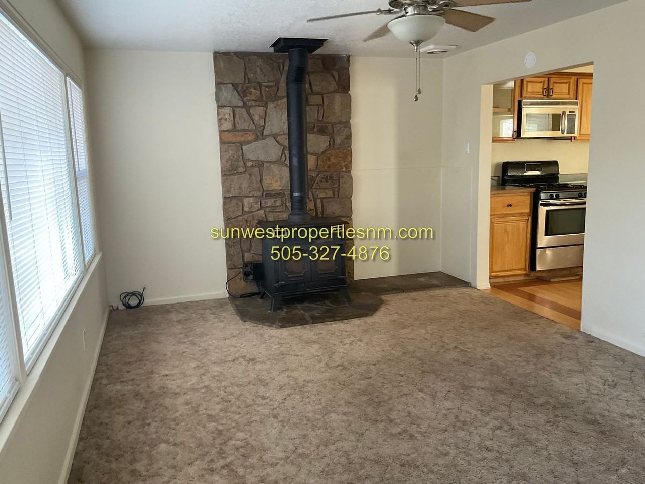 914 N Buena Vista Ave - Photo 2 of 9