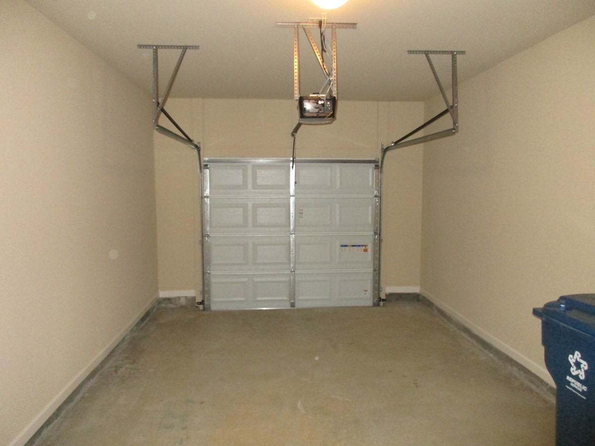 2723 Morgan Glen Rd - Photo 2 of 26