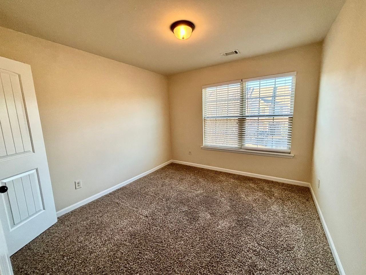 2723 Morgan Glen Rd - Photo 4 of 26