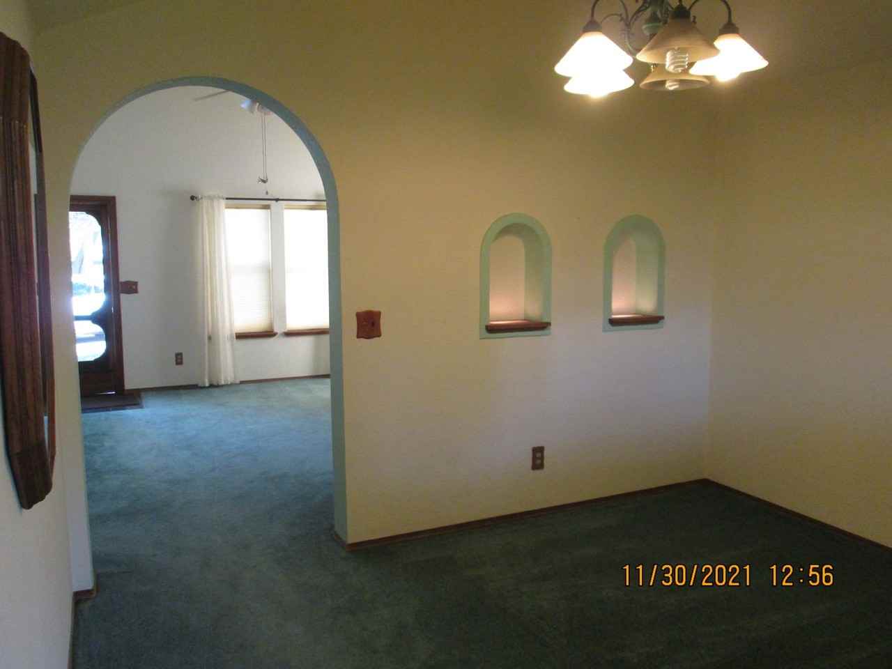 527 N Washington St - Photo 6 of 19