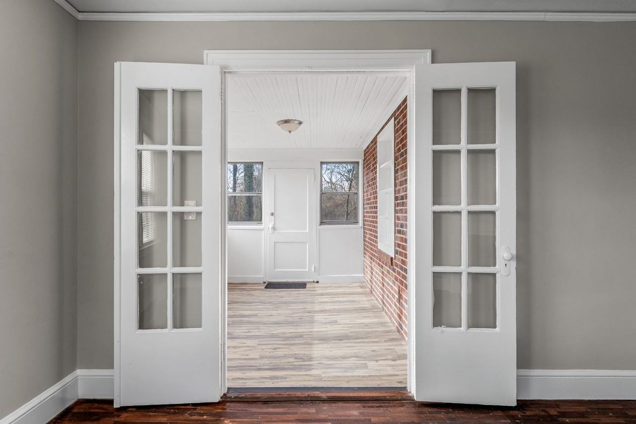 3510 Groometown Rd - Photo 6 of 42