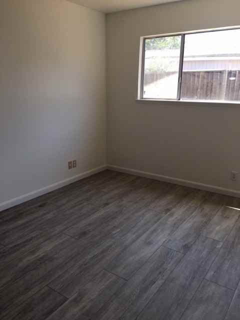 820 Welburn Ave - Photo 6 of 11