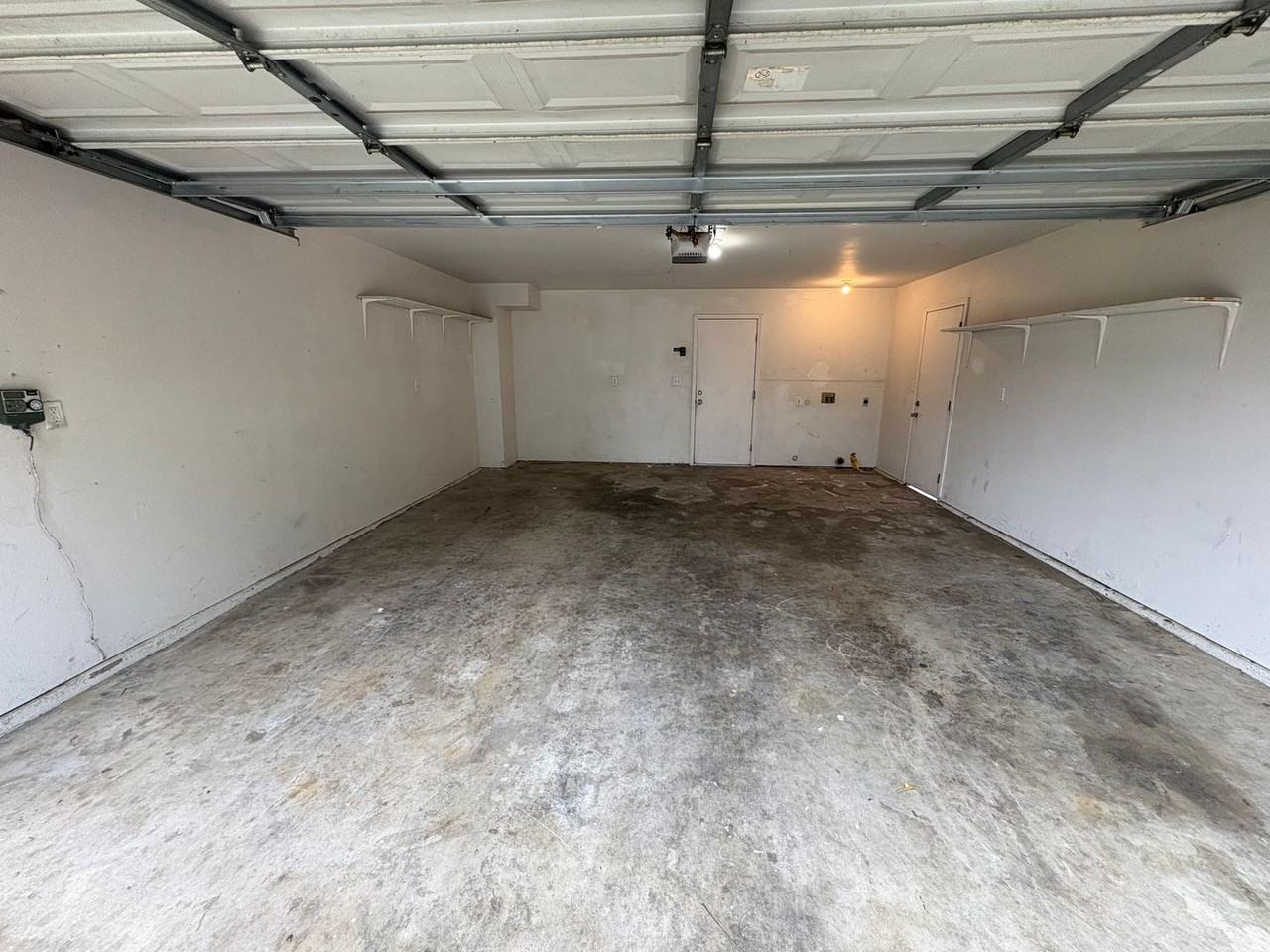 2806 W Mission Ct - Photo 2 of 35