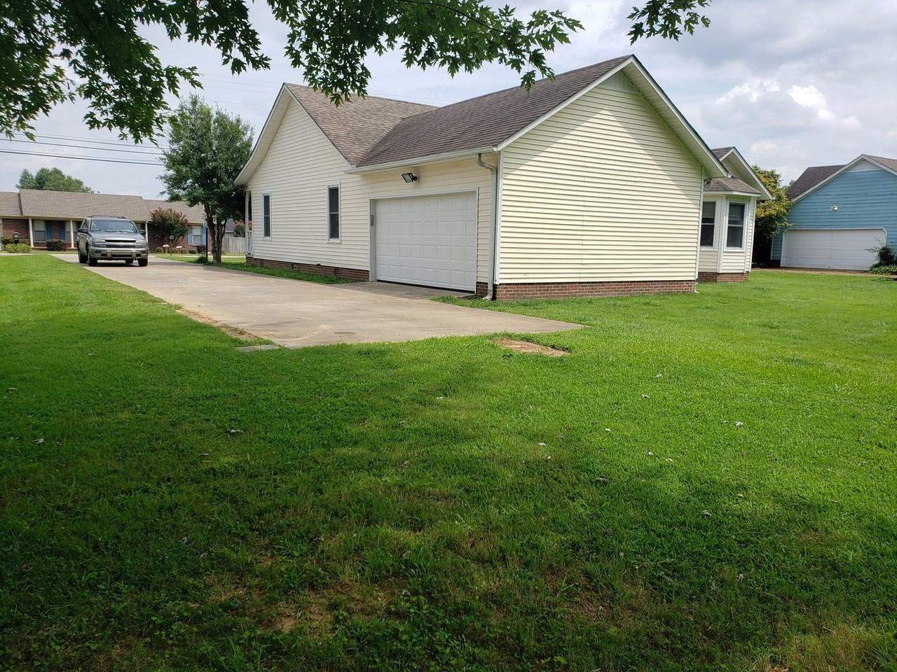 79 Hannah Dr - Photo 2 of 50