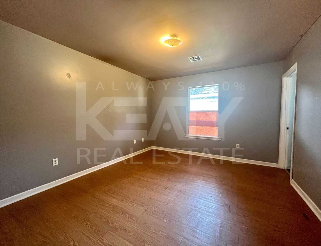 611 Walker Rd - Photo 7 of 9