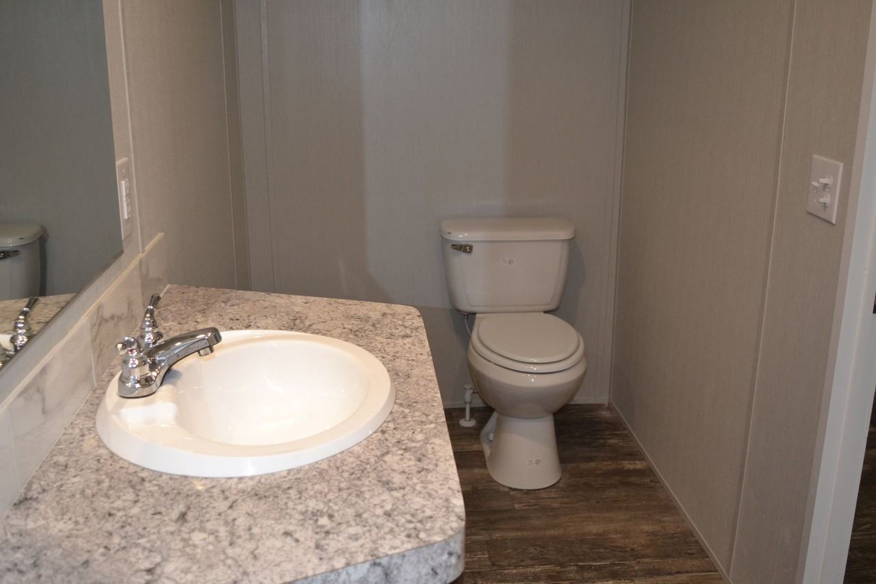 100 Garlington Cir - Photo 2 of 15