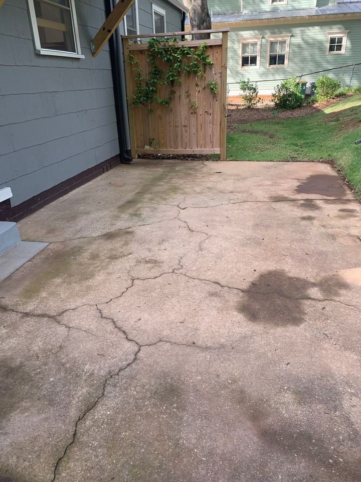 555 King Ave - Photo 4 of 17