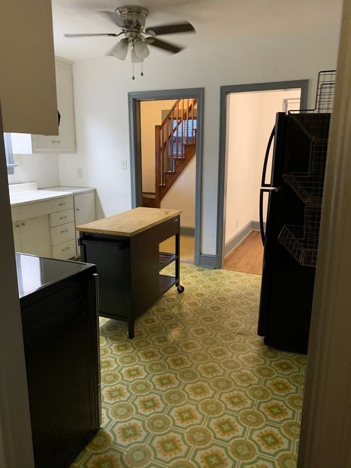 555 King Ave - Photo 6 of 17