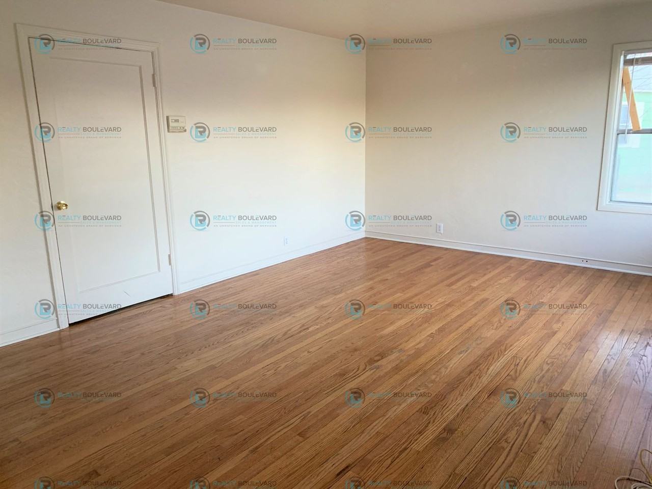 100 Arden Cir - Photo 7 of 8